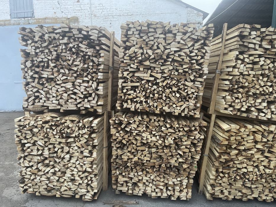 Дрова дубові (обапіл, горбиль, обзел)