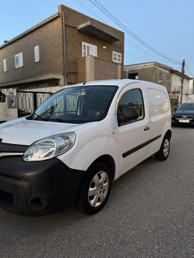Carro Renault Kangoo