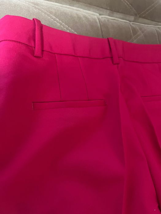 Укорочені Брюки Zara