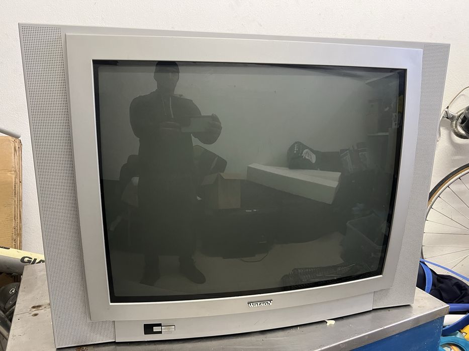 TV CRT WATSON - A Funcionar
