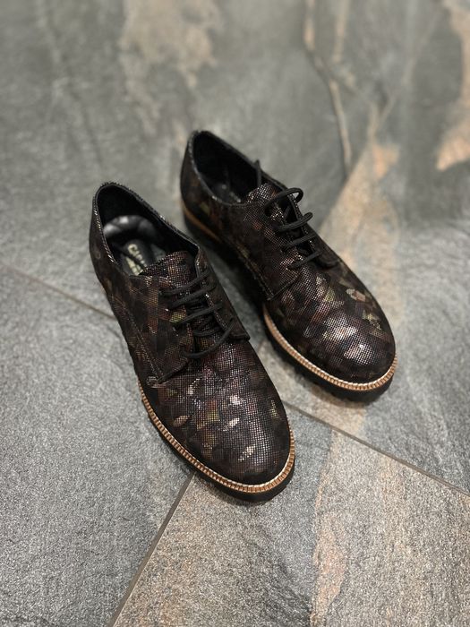 Шкіряні туфлі  з натуральної шкіри НОВІ !!