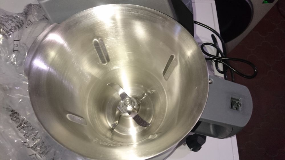 Продам Комбайн PROFI Cook
