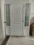 Porta em alumínio branco