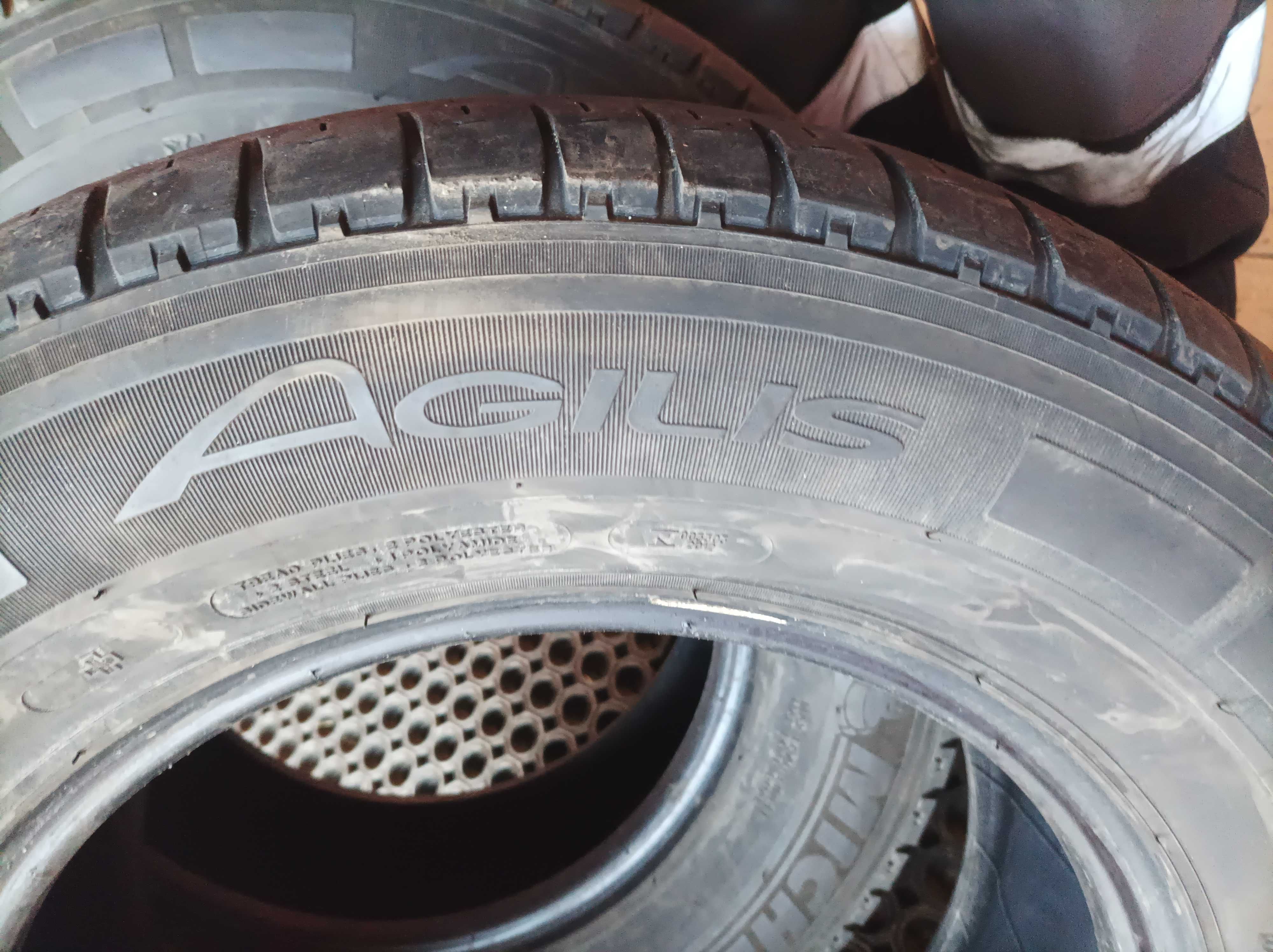 Opona letnia używana 235/65R16C Michelin