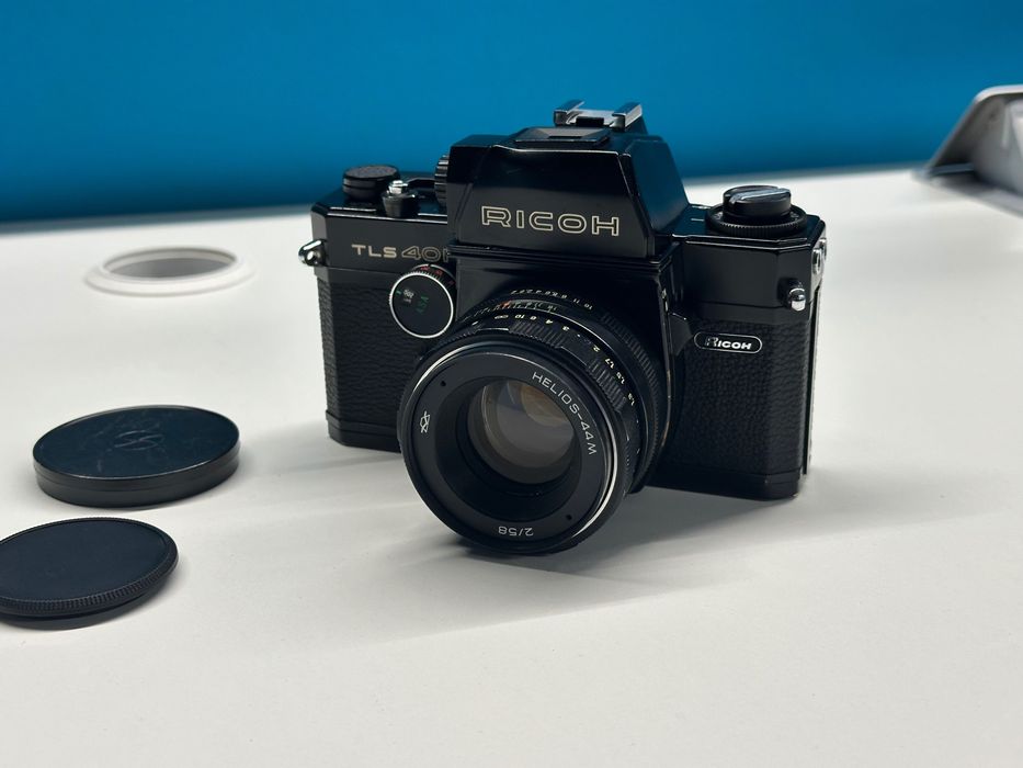 Плівкова камера Ricoh TLS 401 (M42) з Helios 44M 58mm f/2.0