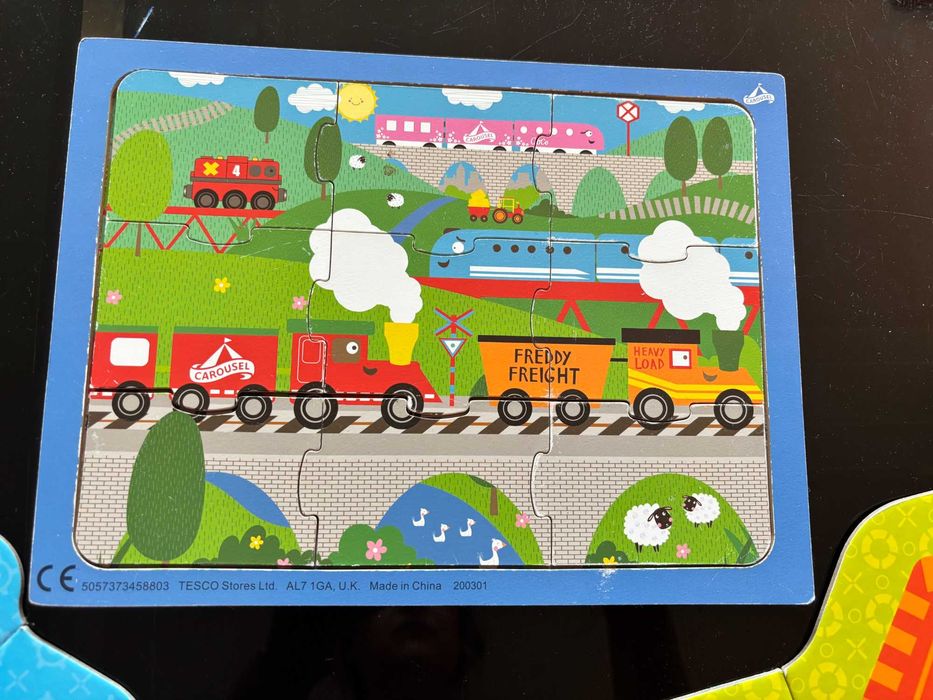 2 ZESTAWY puzzlI pojazdy Trefl i UKŁADANKA  - Pojazdy