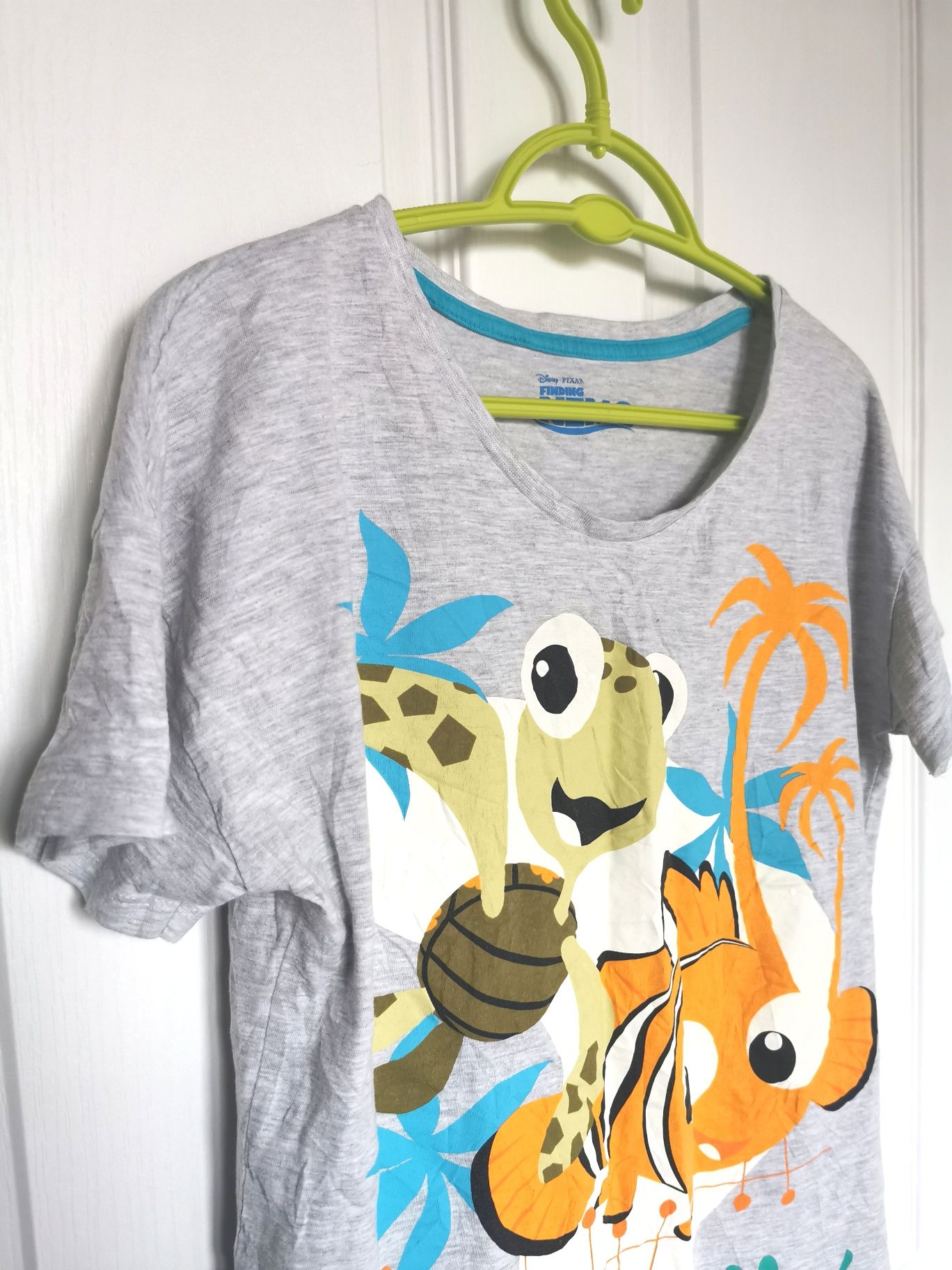 T-shirt szary z Nemo, Disney, rozmiar S-M