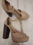 Buty damskie na korku