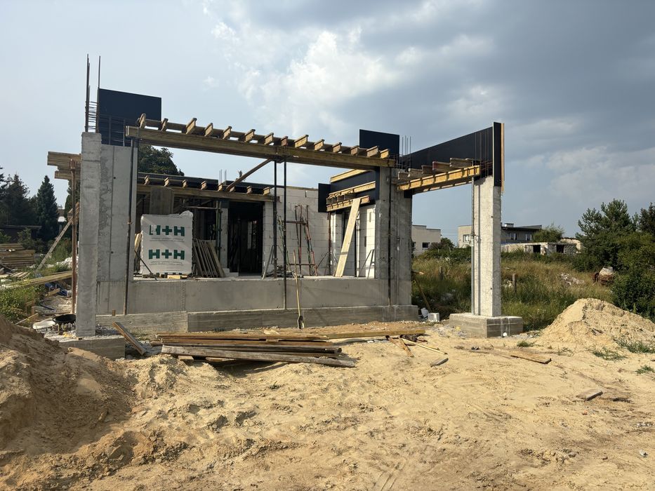 Wynajem szalunków stropowych