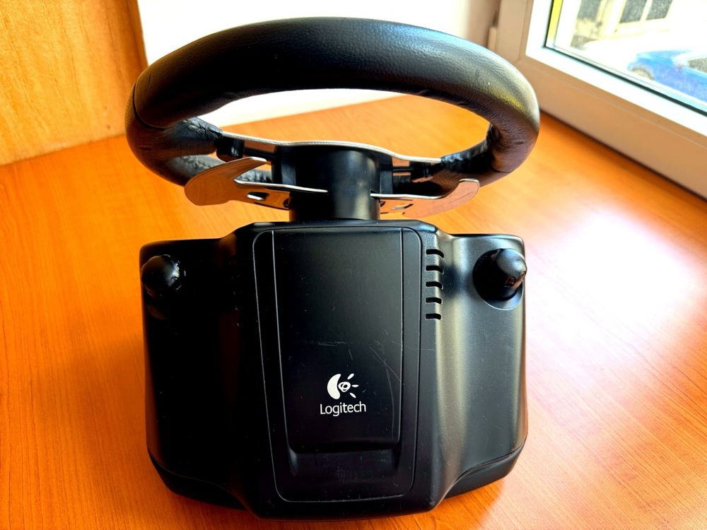 Кермо Logitech G25 | КП | 3 педалі | 900° | Force Feedback