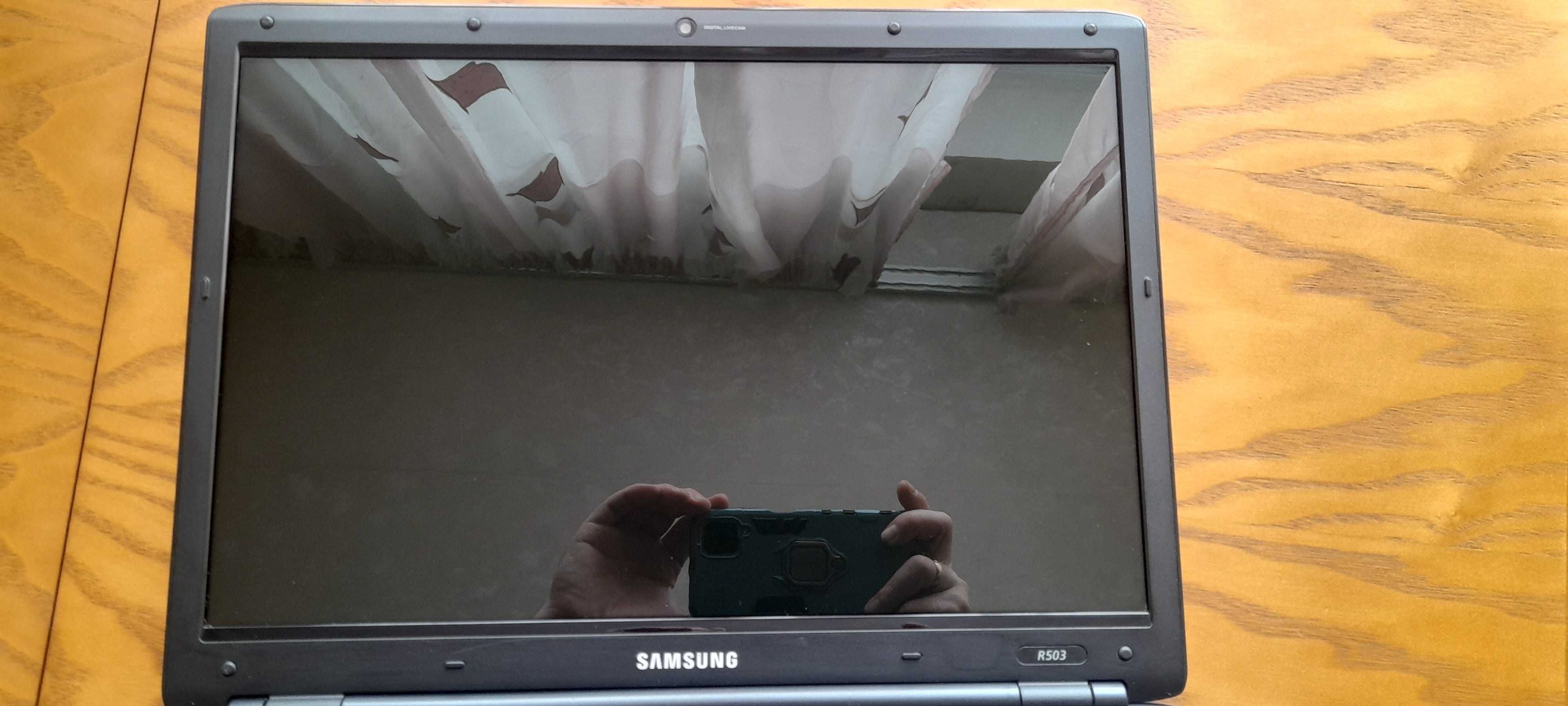 Продам ноутбук Samsung  np-r503, 15.4"