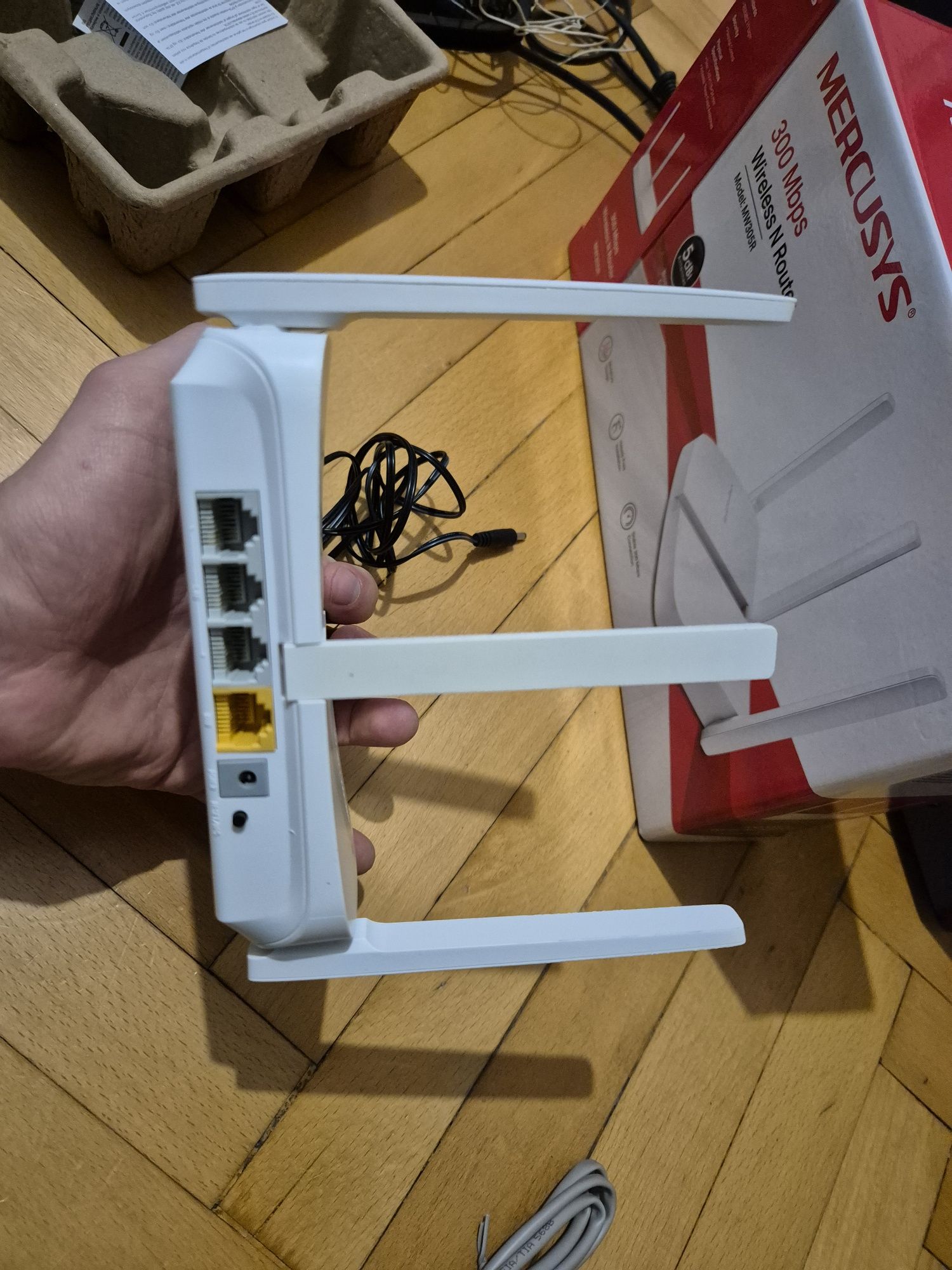 Router Mercusys mw305r