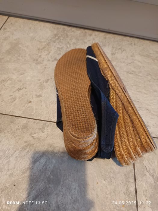 Sandały damskie na koturnie rozmiar 39