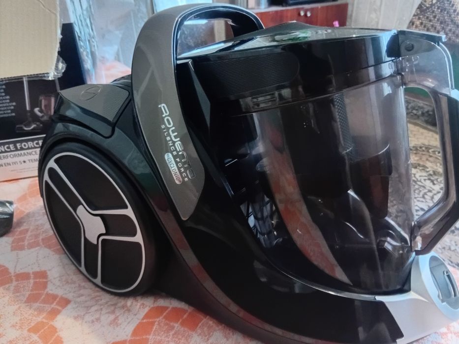 Продам палесос новый