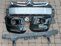 Chrom zderzaka Citroen C3 Picasso lift