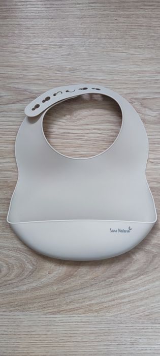 Babete em silicone Saro bebé