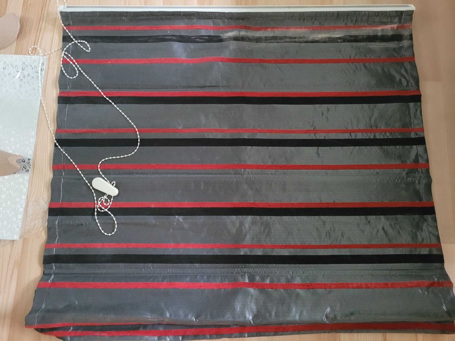 Rolety materiałowe na okna, 8 sztuk, 4 wzory, z mocowaniem.