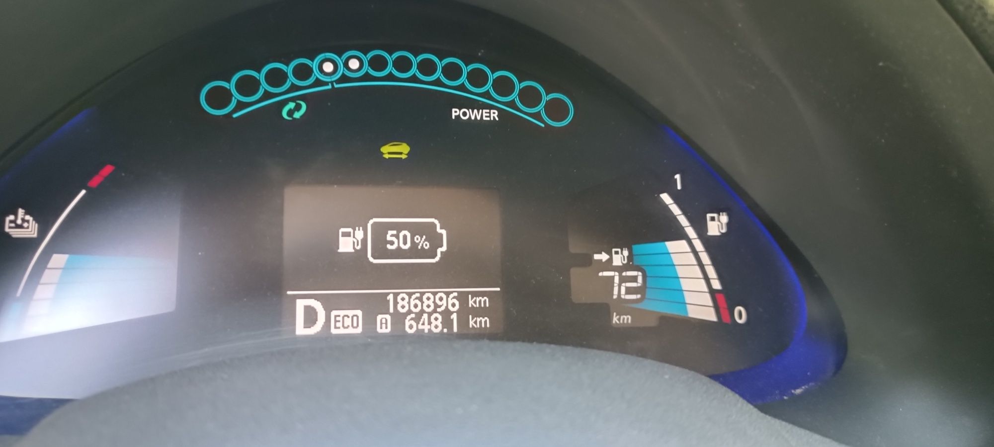 Срочно! Nissan leaf 24 Ниссан лиф  10из12 делений