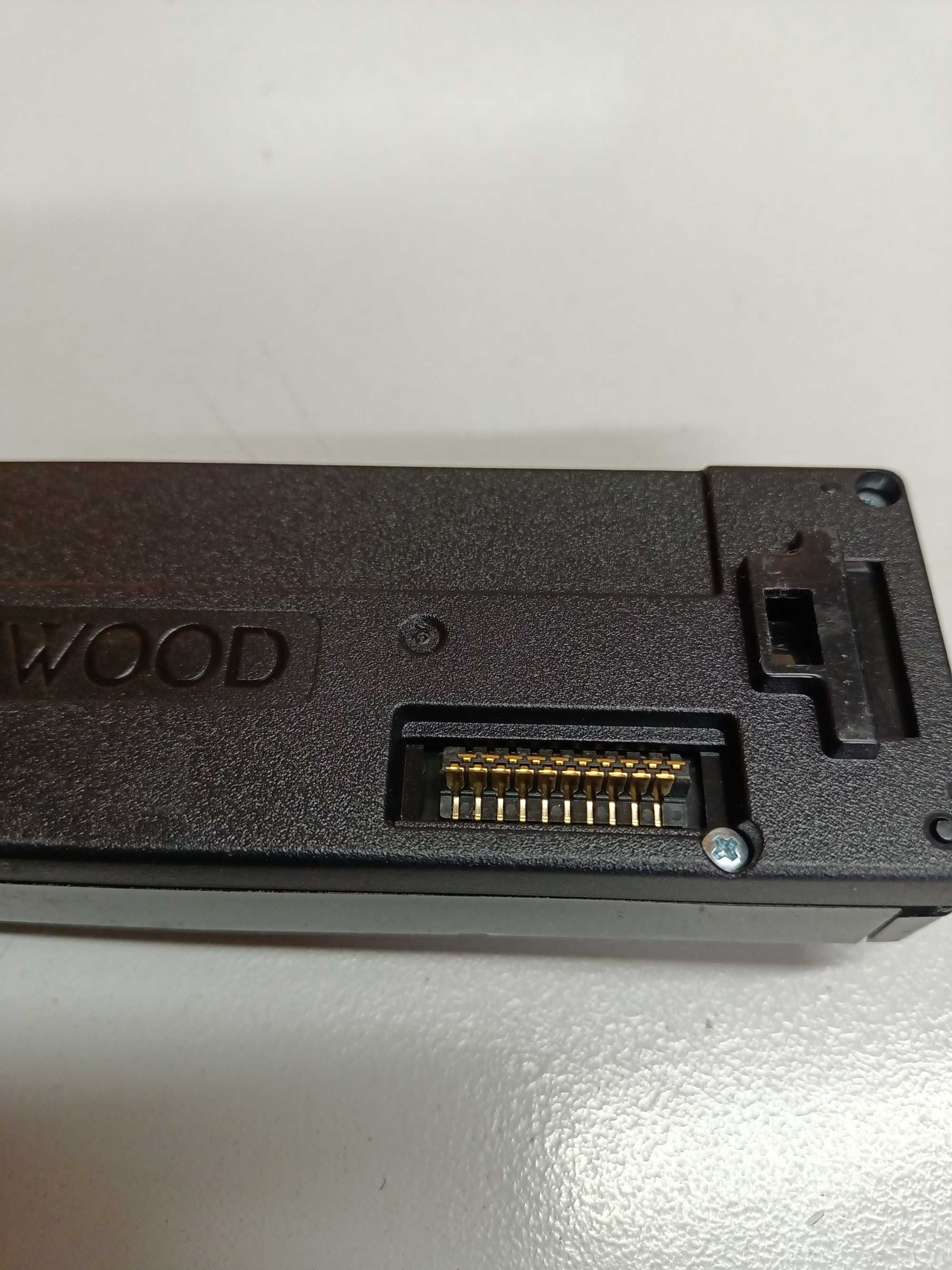 Панелька на kenwood kmm-103gy