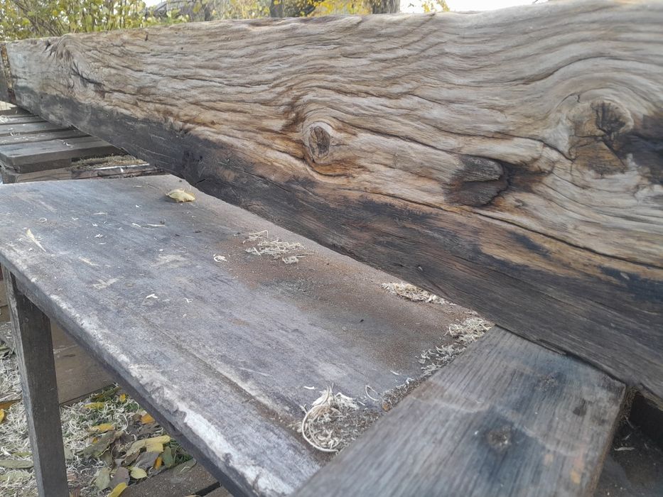 Балки для каміну , фальш балки , колони , паруючі полички з амб. дерев