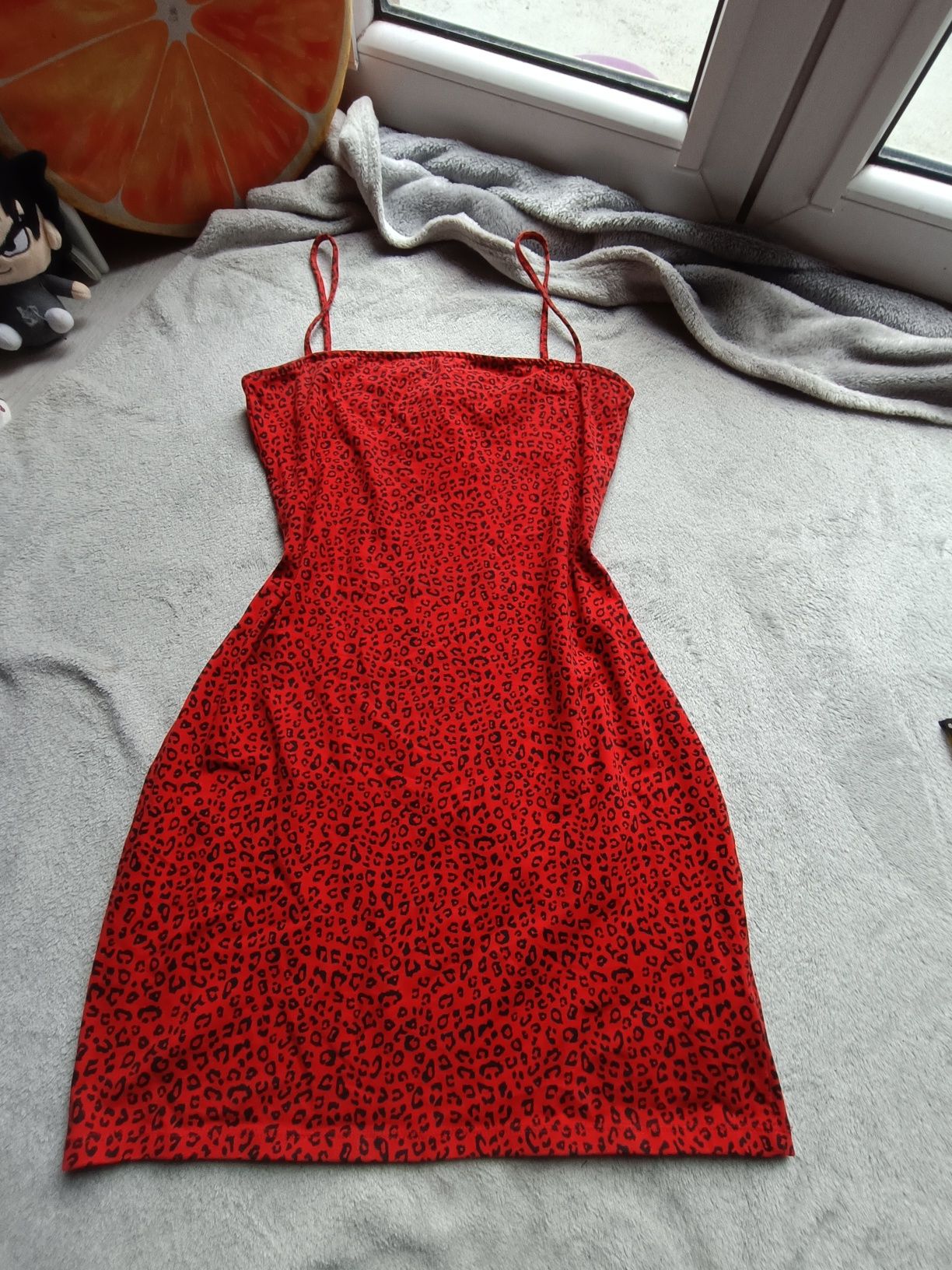 Sukienka obcisła xxl h&m czerwona w centki