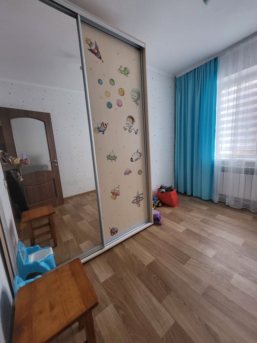 Продам  3 х комн.кв .Хортицкой  / 2 этаж  / квартира с ремонтом