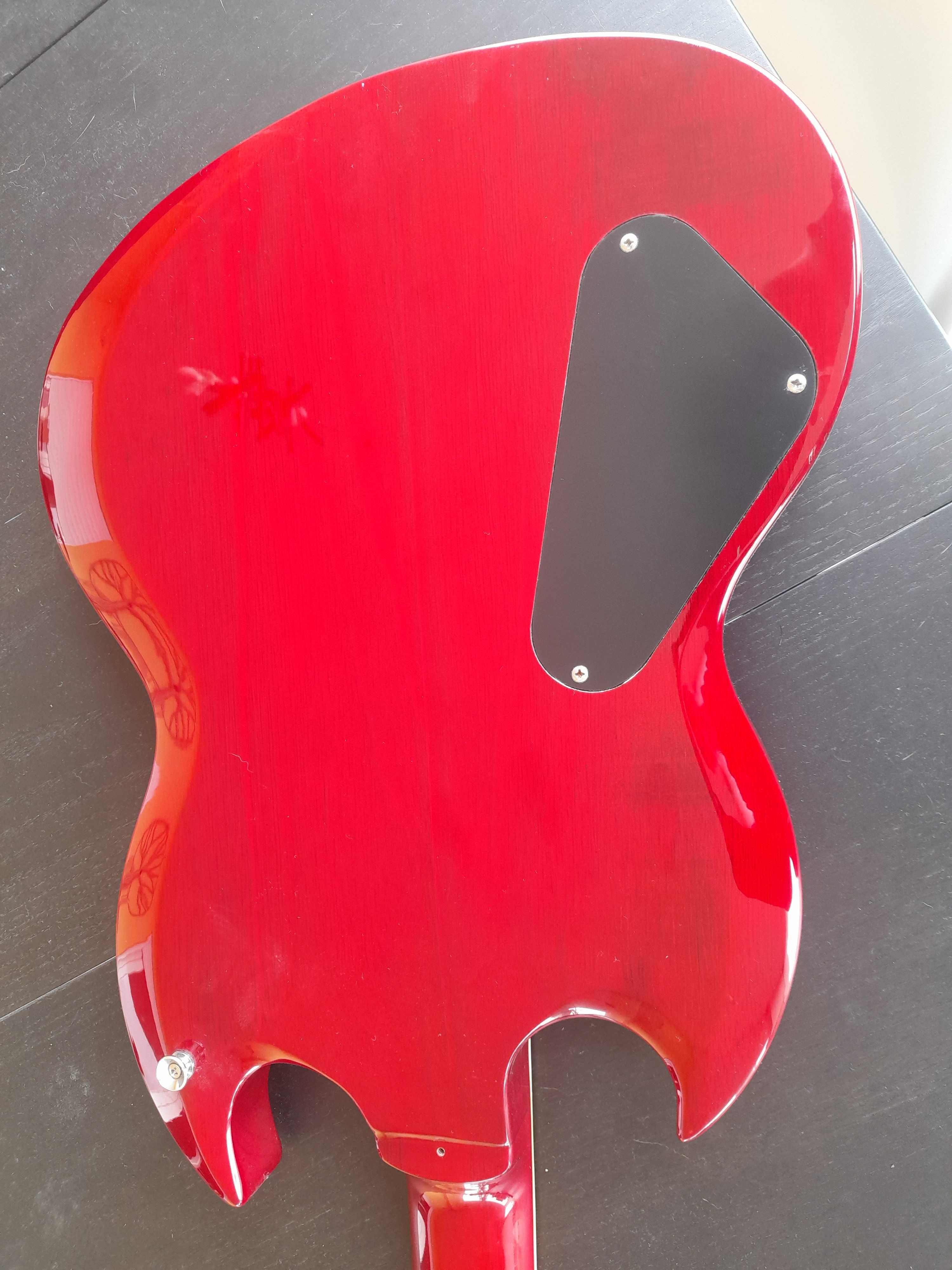 Guitarra Eléctrica Harley Benton DC Custom Cherry