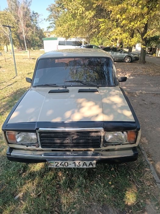 Продам ваз 2107 бежевая