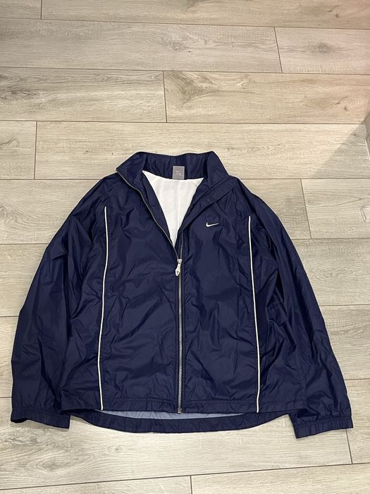 Оригінальна вінтажна вітровка-куртка Nike розмір L  без нюансів