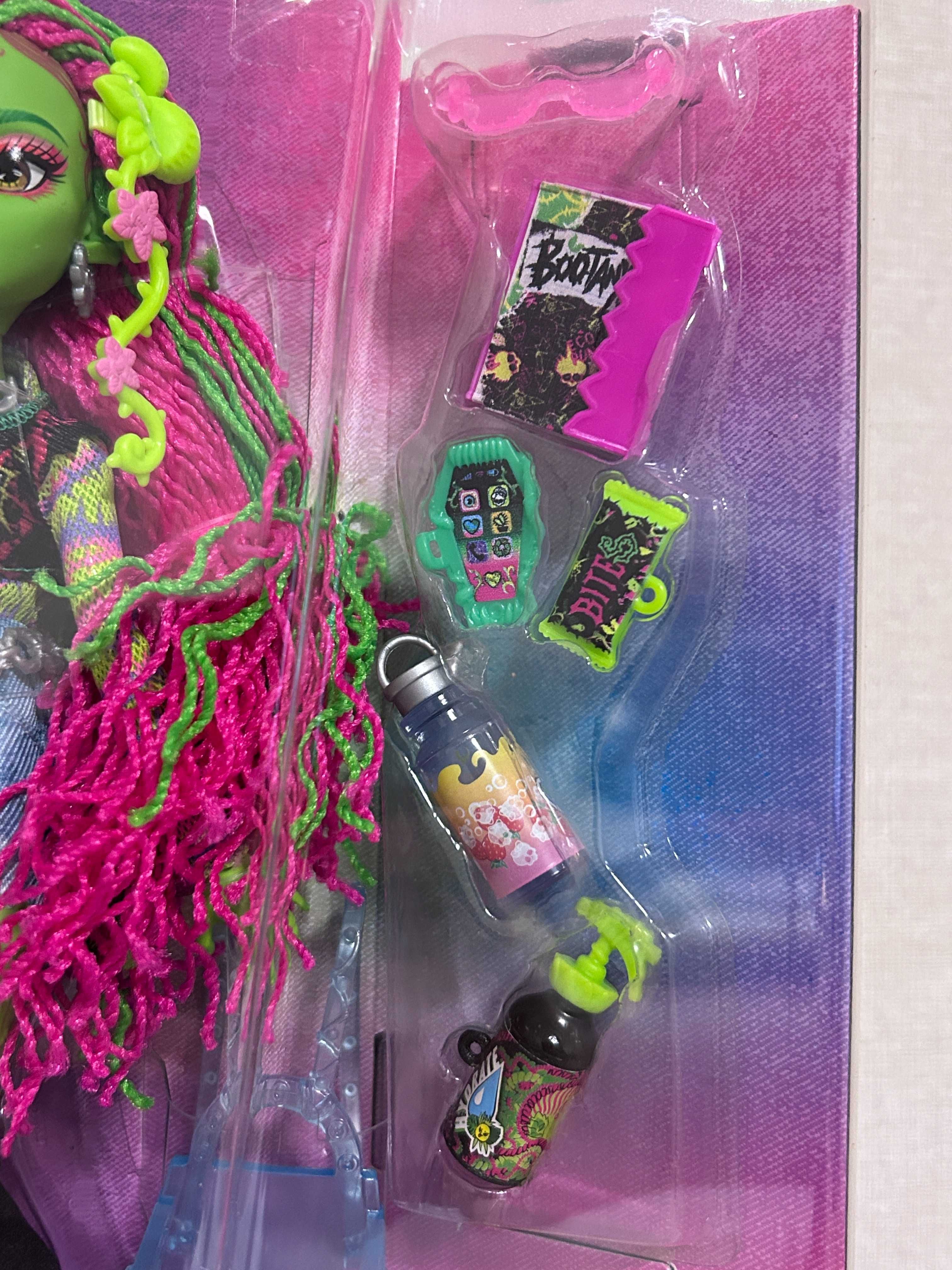 Monster High Venus Монстер Хай Венера з пітомцем