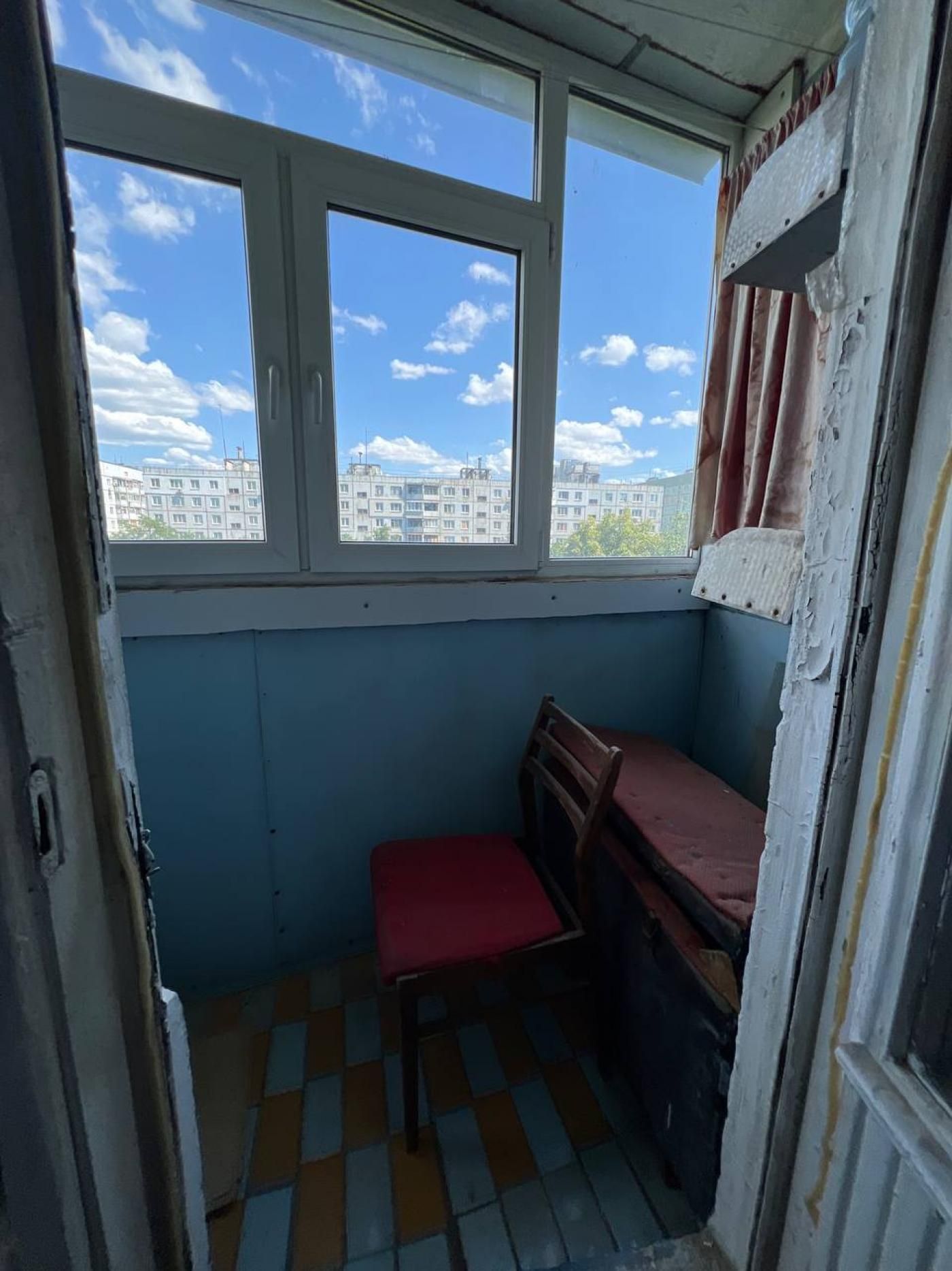 Сдам 3-комнатную кв. возле м. Героев Труда, ул. Ак. Павлова 162