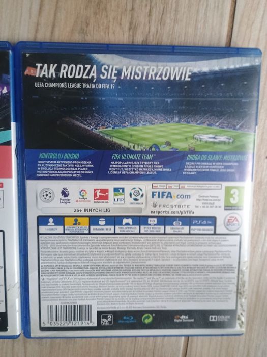 3 gry PS4 Fifa19,Fifa20,UFC2