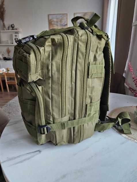 Plecak podręczny w góry wojskowy na wyjazd do samolotu taktyczny