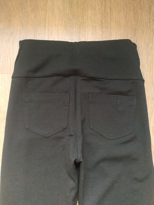 Продам джинсы,мом,denim, skinny на девочку 8-10 лет 146