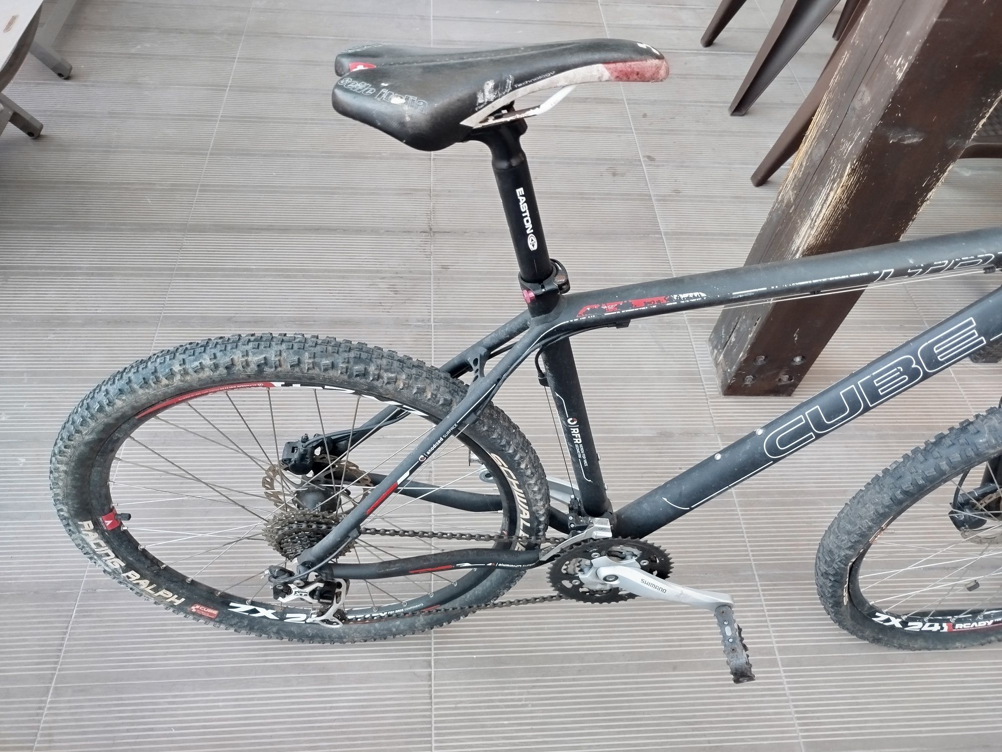 Vende se Bicicleta Cube