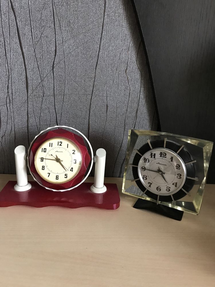 Продам часы- будильник эпохи СССР.