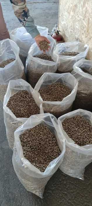 1155/TONA CENA PRZY ZAKUPIE CAŁEGO TIRA .Pellet pelet sosnowy 6/8mm
