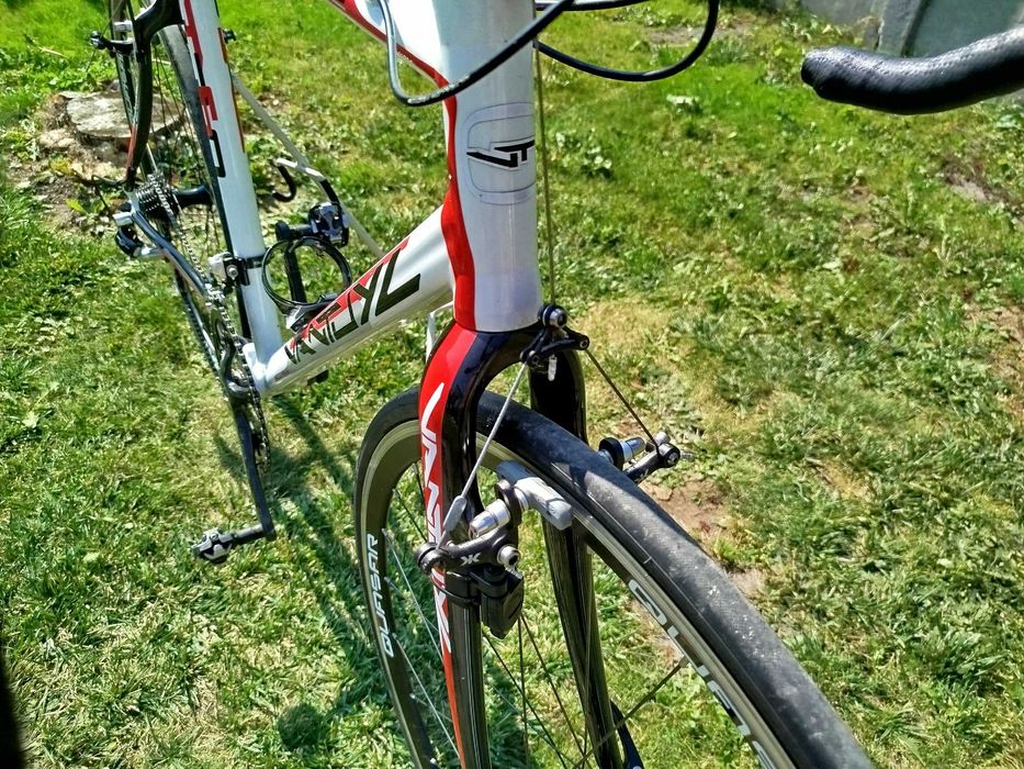 Rower Szosowy VAN TUYL 350 Koła 28 Cali Rama Alu Carbon 58 cm 22 cali