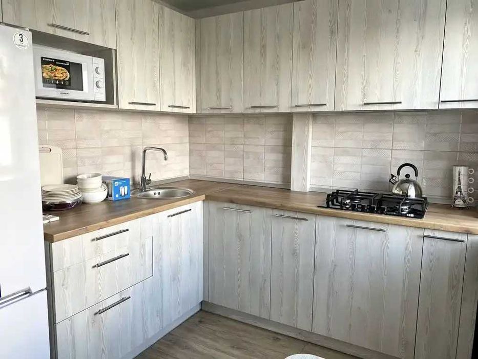 Сдам 1 комнатную квартиру Сичеславская Набережная 16 ( Центр города)