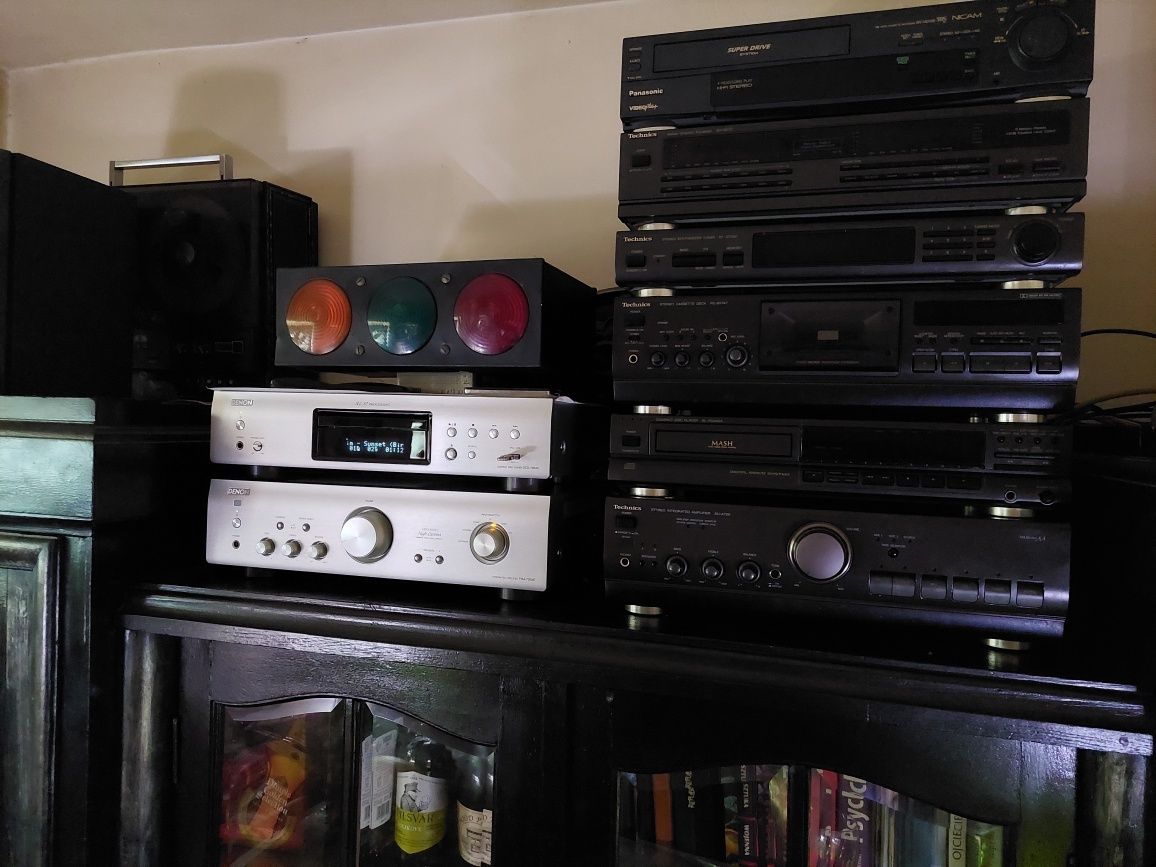 Wieża wzmacniacz Denon 720AE   oraz dcd 720AE Klipsch R15m