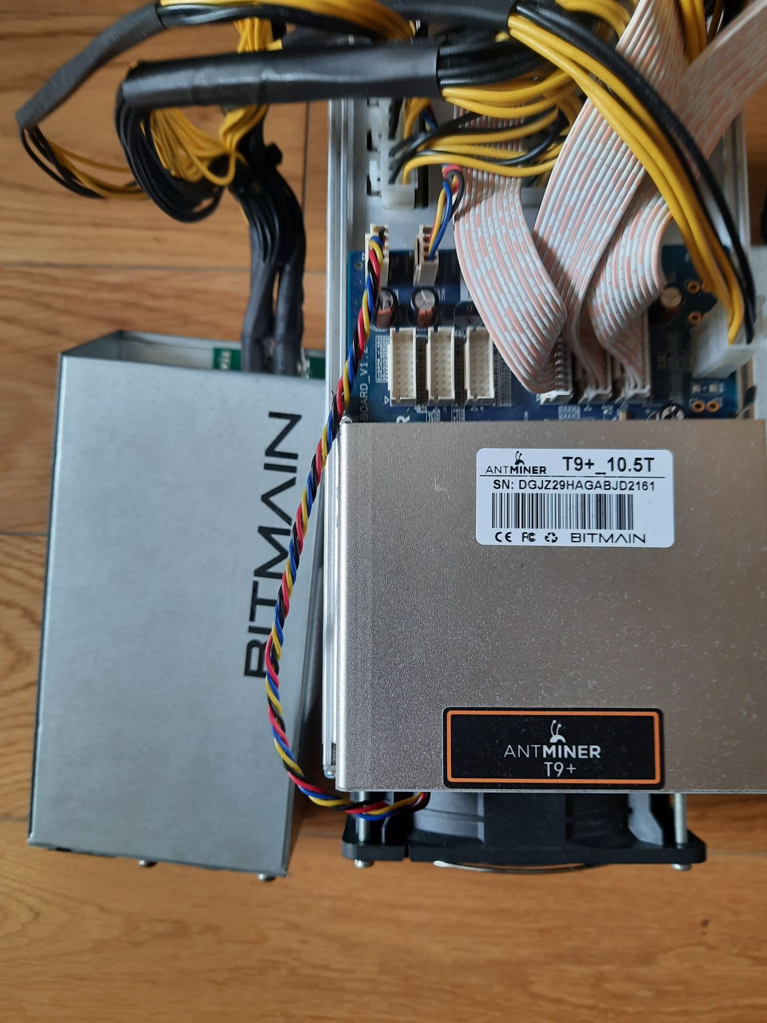 Antminer t9+ z oryginalnymi zasilaczami bitmain