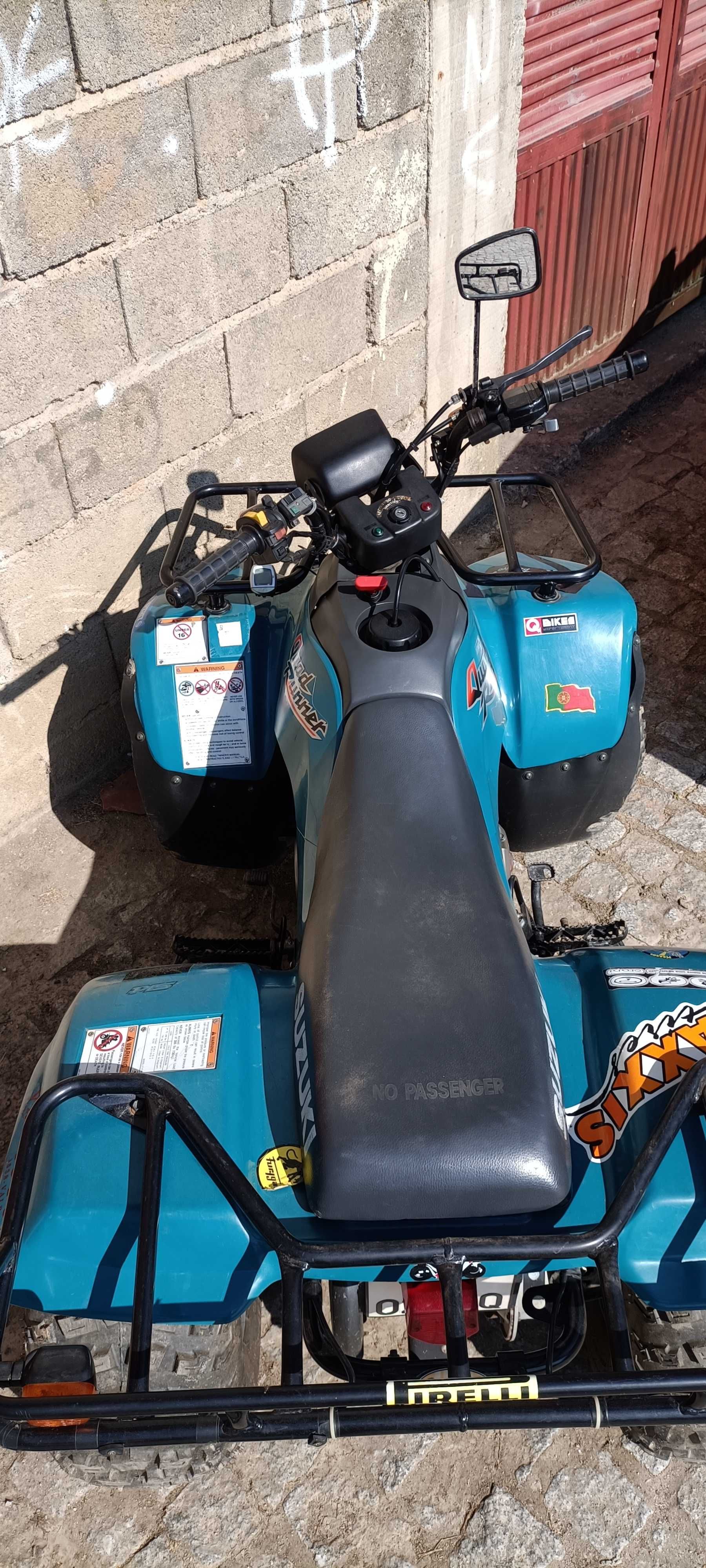 Moto 4 Suzuki LTF 160