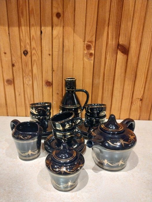 Zestaw z czarnej ceramiki