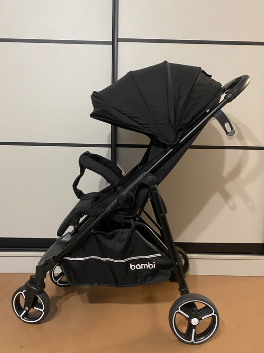 Коляска прогулянкова НОВА