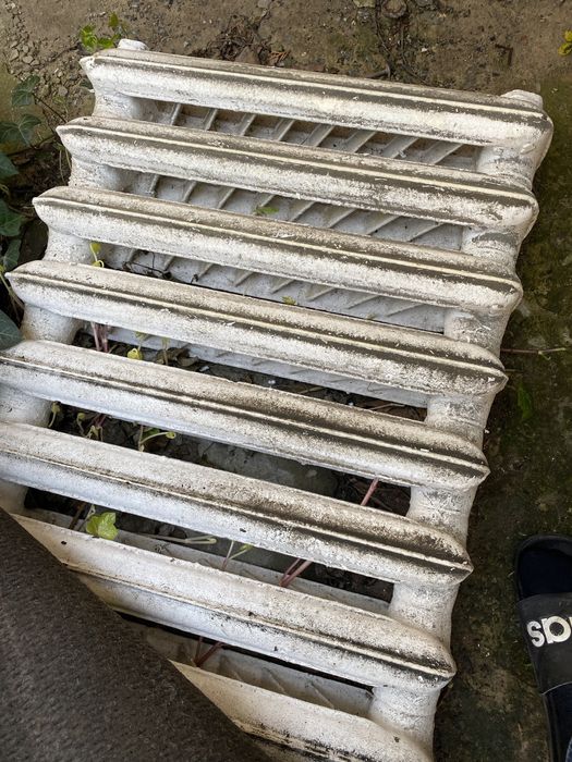 Радиатор чугунный 11 секций