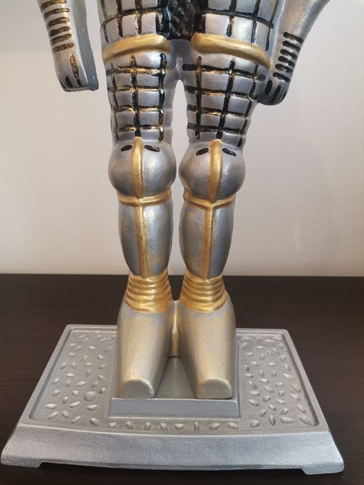 Soldado em ferro fundido