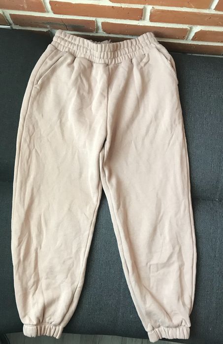 Spodnie dresowe damskie Reserved