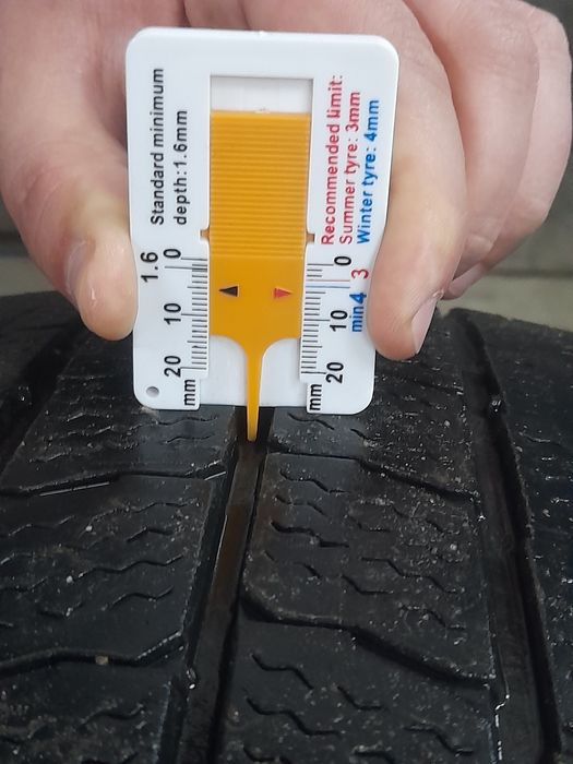 KLeber 225/65r16c.