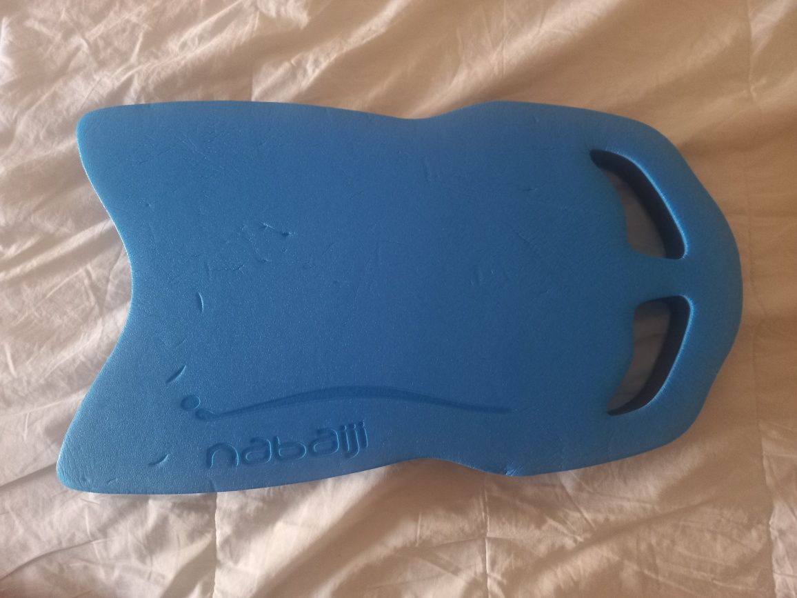 Prancha e pull buoy Nabaiji
