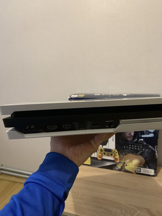 Sony PlayStation 4 PRO 1Tb Death Stranding Limited Edition